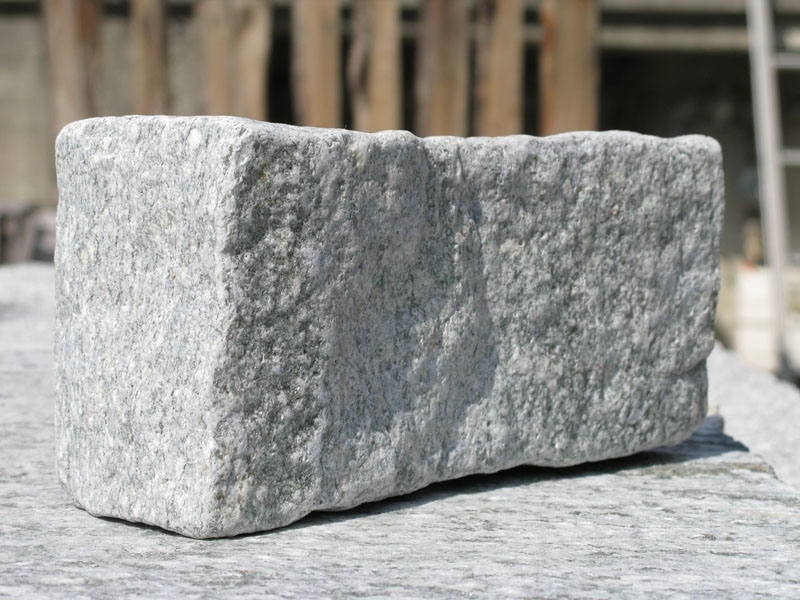 blocchi in pietra