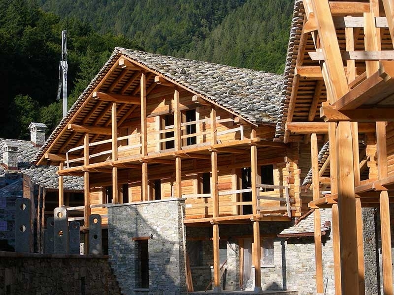 tetto in luserna